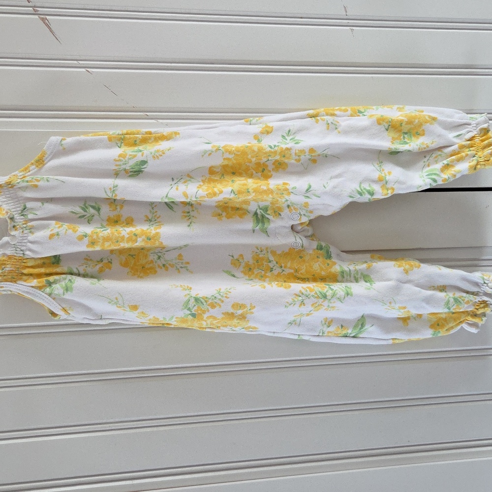 Laura Ashley Floral Yellow One Piece Pant Suit Baby Girl’s Size 18 Months